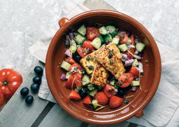 Vegan Greek Salad with Tofu Halloumi