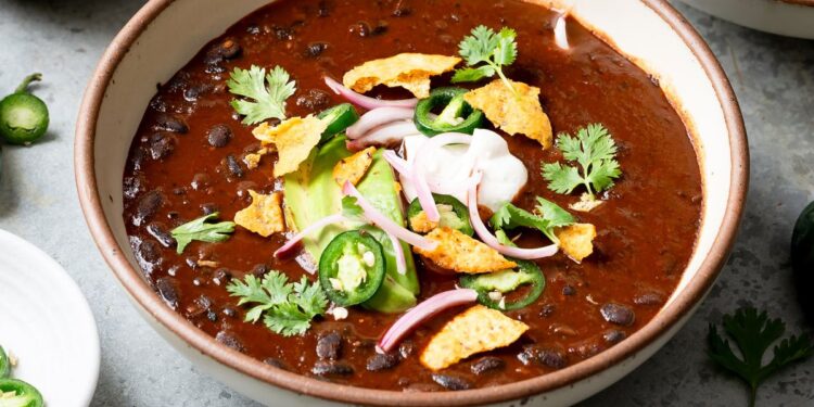 9 Plant-Based Crockpot Recipes | Easy, Veggie-Packed Meals