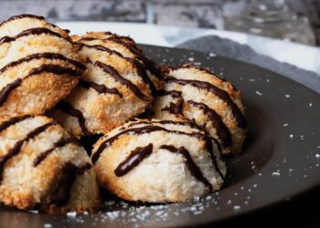 39 best vegan aquafaba recipes to make with chickpea water