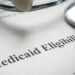 La búsqueda de Trump de inscritos indocumentados en Medicaid arroja muy pocos infractores